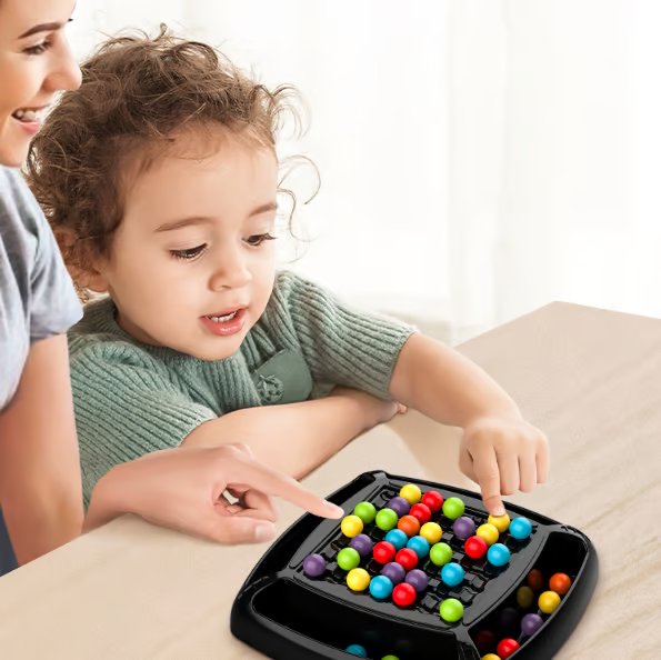 FärgPop Match – Färgglad Lek, Lärande och Strategi i Ett Spel